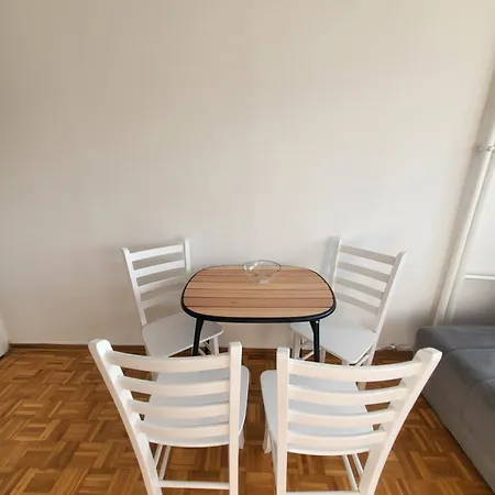 Apartment King's Milan Gate